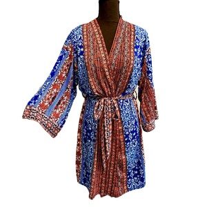 In Bloom  Floral Aztec Print Kimono Robe Womens Petite XS Greecian Bell Sleeve